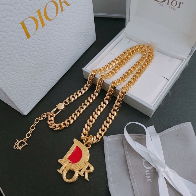 chr1st1an D10r necklaces